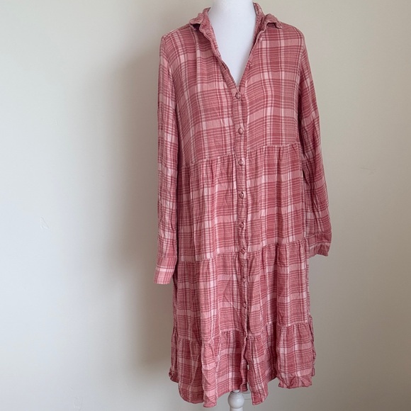 Time and Tru Dresses & Skirts - Time and Tru Pink Plaid Long Sleeve Dress
